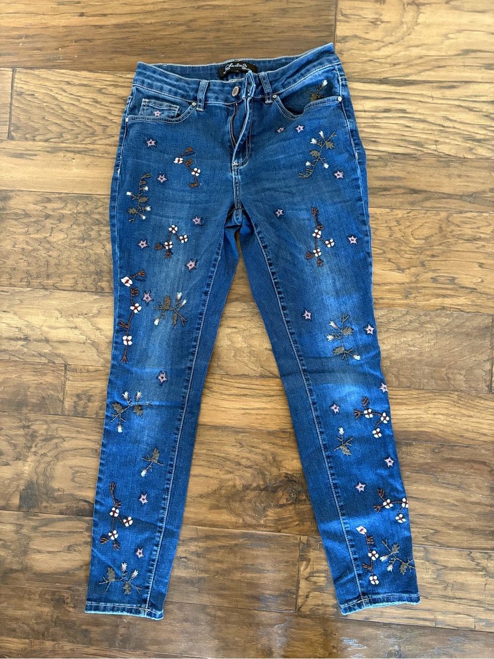 CHARLIE B Embroidered Blue Skinny Jeans